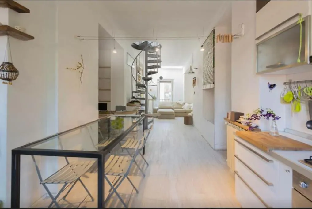 Design&Terrazzo A 5 Min Dal Centro - Laura\'S House kontakter